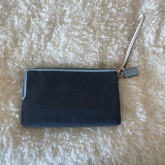 Brand New Coach Denim Wristlet - Picture 2 of 5